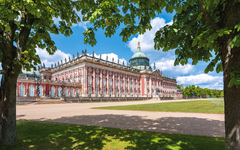 Neues Palais im Sanssouci-Park in Potsdam