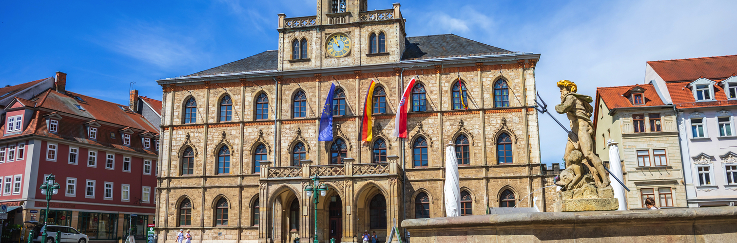Marktplatz und Rathaus von Weimar
