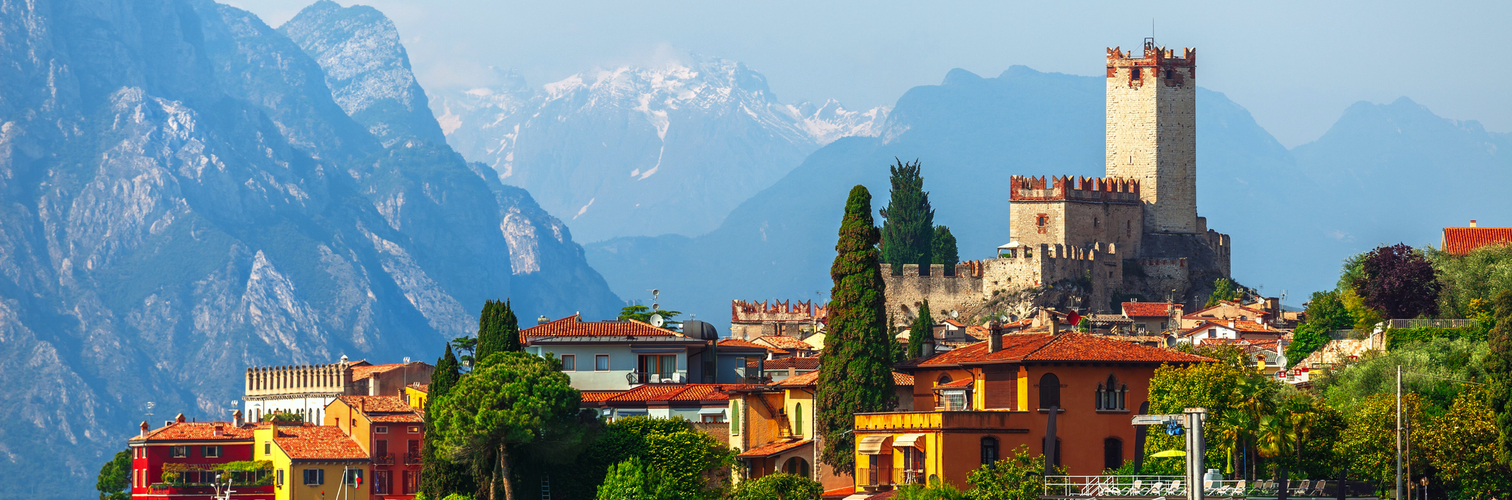 Alter Turm in der Altstadt von Malcesine